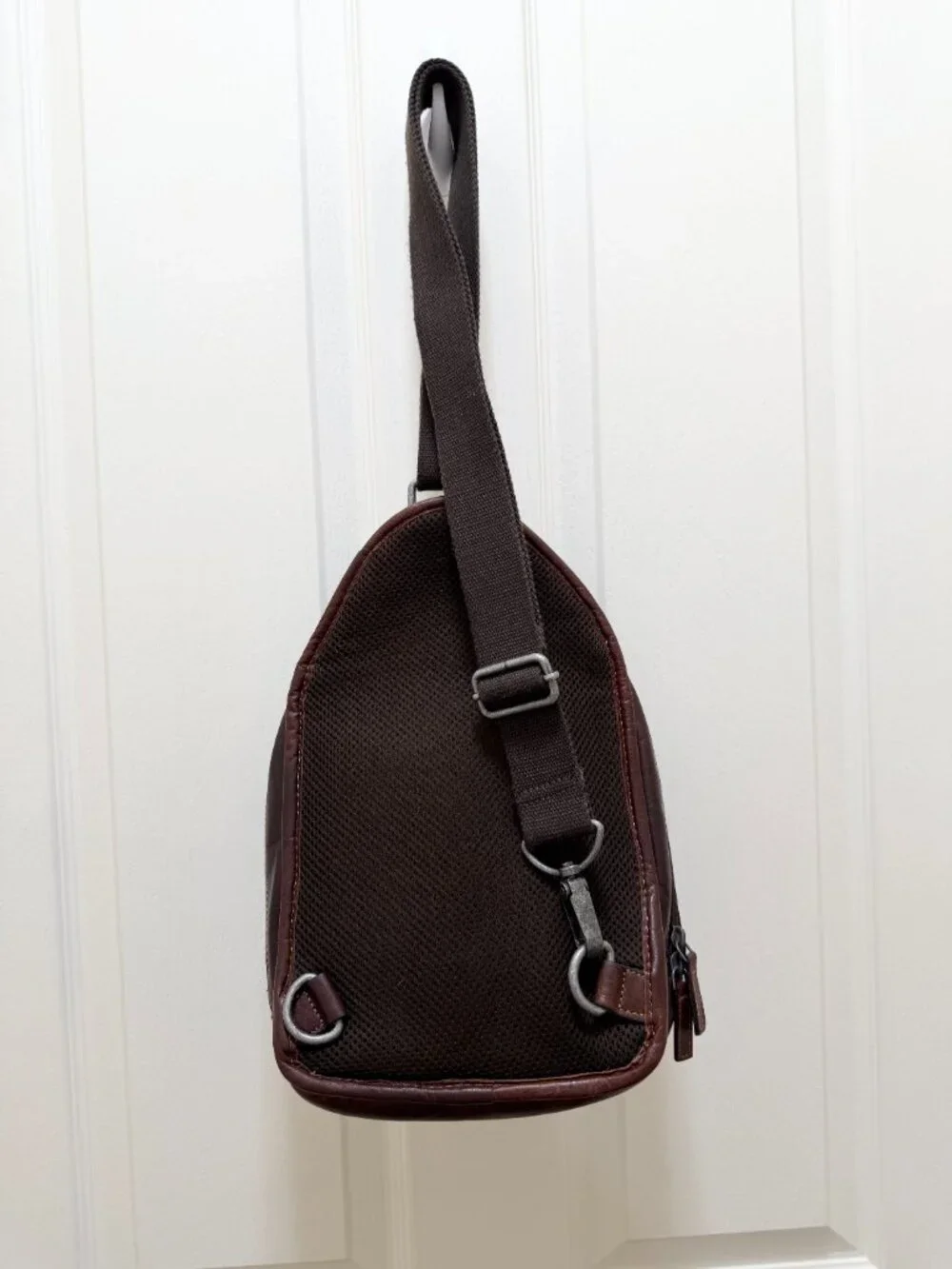 Jack Georges Leather Crossbody Backpack Brown Zip Closure Adjustable Strap Boho